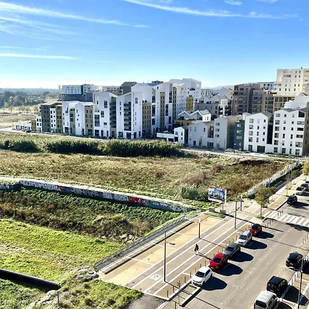 Apartment Spacious T3 With Wifi - Terrace And Parking